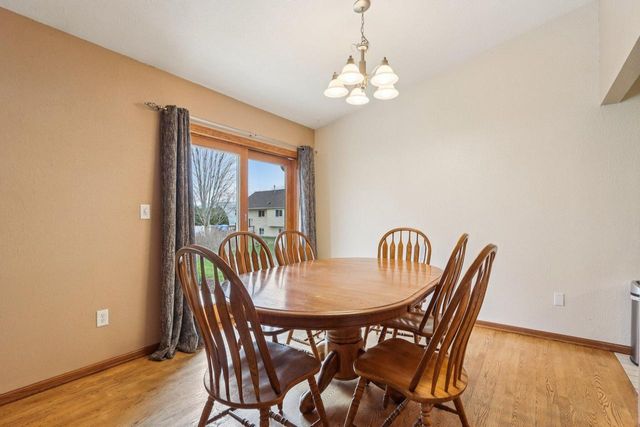 W232N7474 Highview DRIVE, Sussex, WI 53089