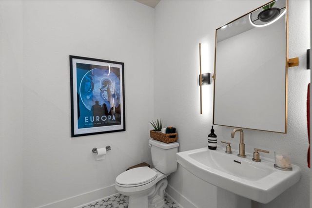 8208 Thelma Jean DR, Austin, TX 78744