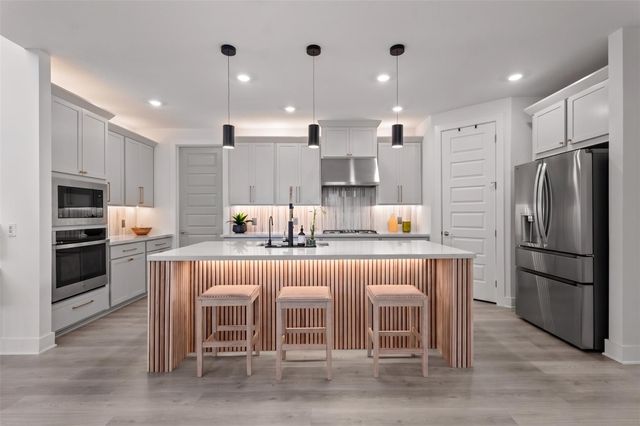 8208 Thelma Jean DR, Austin, TX 78744