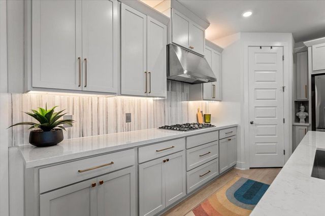 8208 Thelma Jean DR, Austin, TX 78744