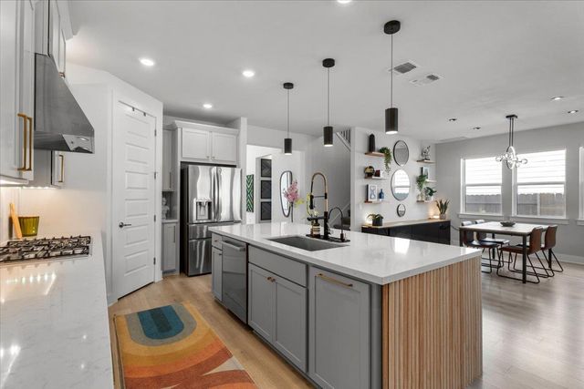 8208 Thelma Jean DR, Austin, TX 78744