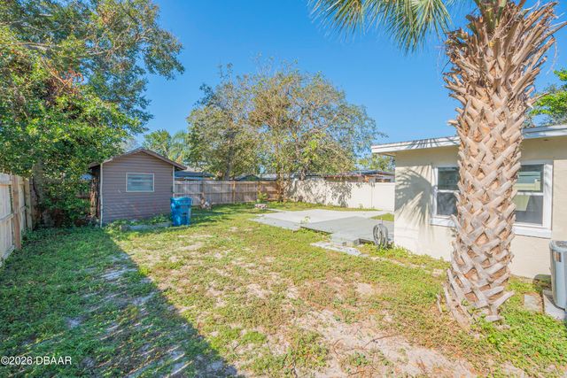 1332 Granada Avenue, Daytona Beach, FL 32117