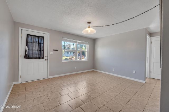 1332 Granada Avenue, Daytona Beach, FL 32117