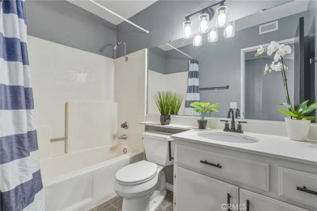 27630 Hartford Avenue, Castaic, CA 91384