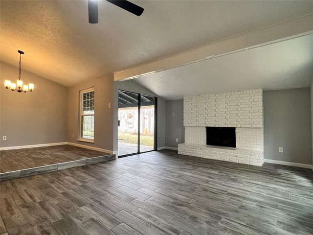 3910 Lost Oak Drive, Spring, TX 77388