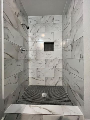 3910 Lost Oak Drive, Spring, TX 77388