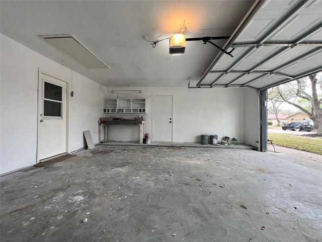 3910 Lost Oak Drive, Spring, TX 77388