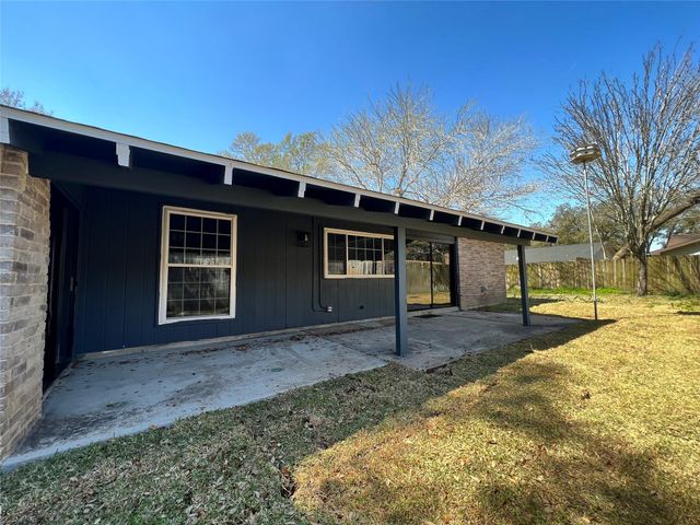 3910 Lost Oak Drive, Spring, TX 77388