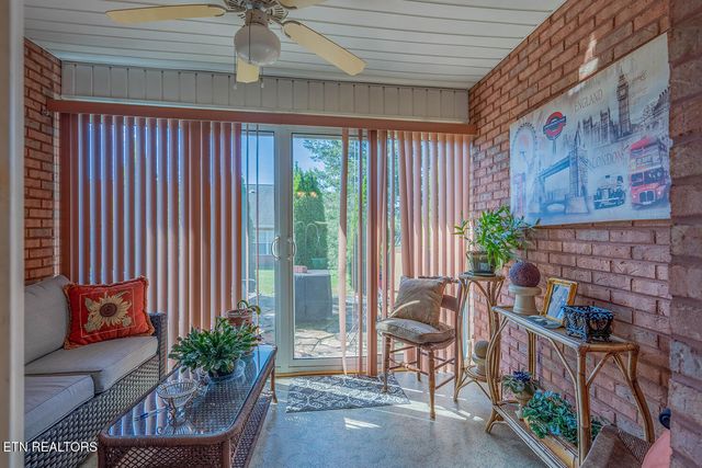 2911 Dominion Drive, Maryville, TN 37803