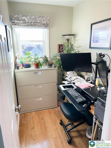 1345 New Jersey Avenue, Hellertown Boro, PA 18055