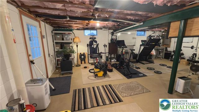 1345 New Jersey Avenue, Hellertown Boro, PA 18055