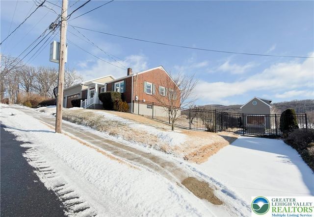 1345 New Jersey Avenue, Hellertown Boro, PA 18055