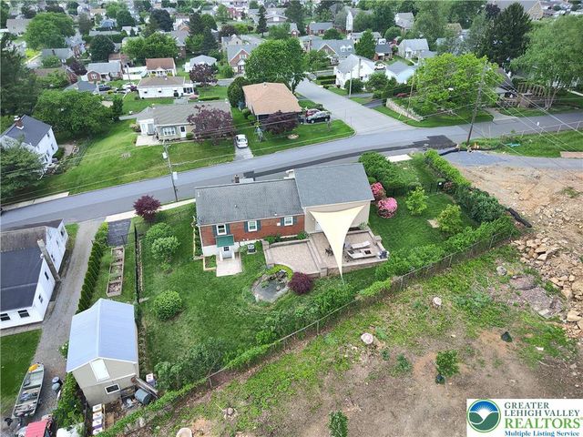 1345 New Jersey Avenue, Hellertown Boro, PA 18055