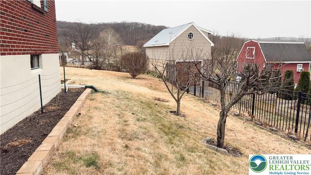 1345 New Jersey Avenue, Hellertown Boro, PA 18055