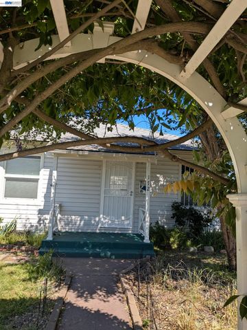 172 W Chanslor, Richmond, CA 94801