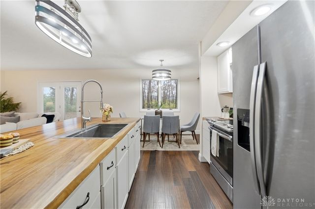 767 Settlemyre Road, Oregonia, OH 45054