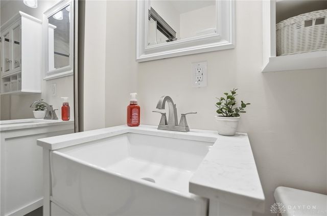 767 Settlemyre Road, Oregonia, OH 45054