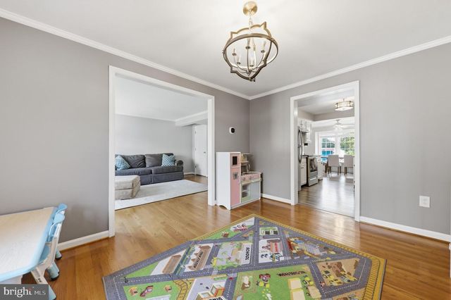 7998 WINDSAIL CT, Frederick, MD 21701