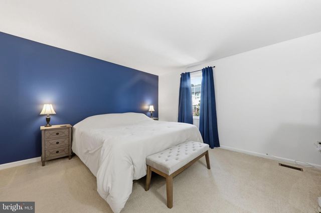7998 WINDSAIL CT, Frederick, MD 21701