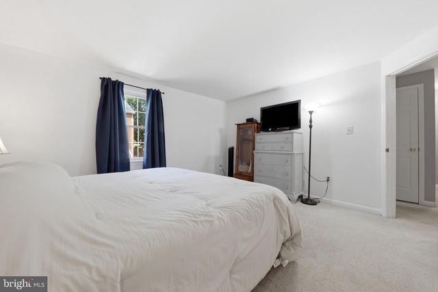 7998 WINDSAIL CT, Frederick, MD 21701
