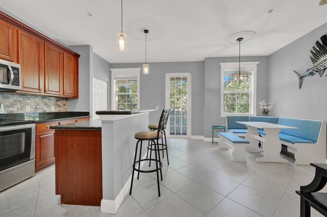 285 E Bay Cedar Circle, Jupiter, FL 33458