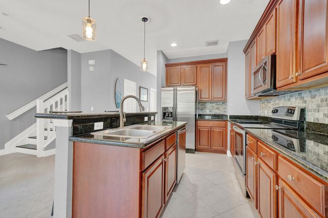 285 E Bay Cedar Circle, Jupiter, FL 33458