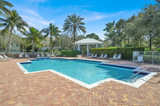 285 E Bay Cedar Circle, Jupiter, FL 33458