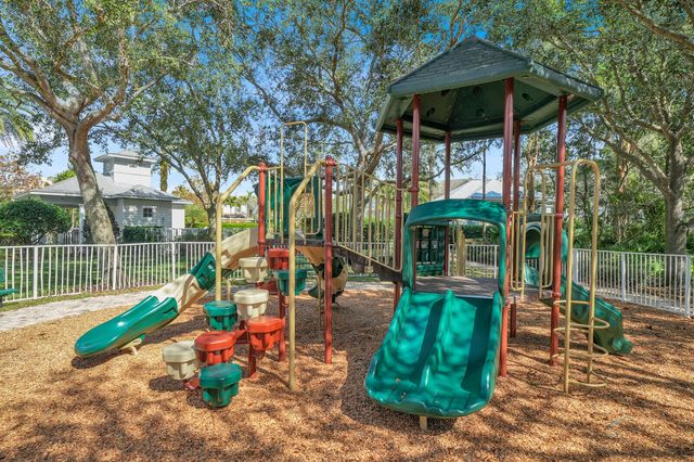 285 E Bay Cedar Circle, Jupiter, FL 33458