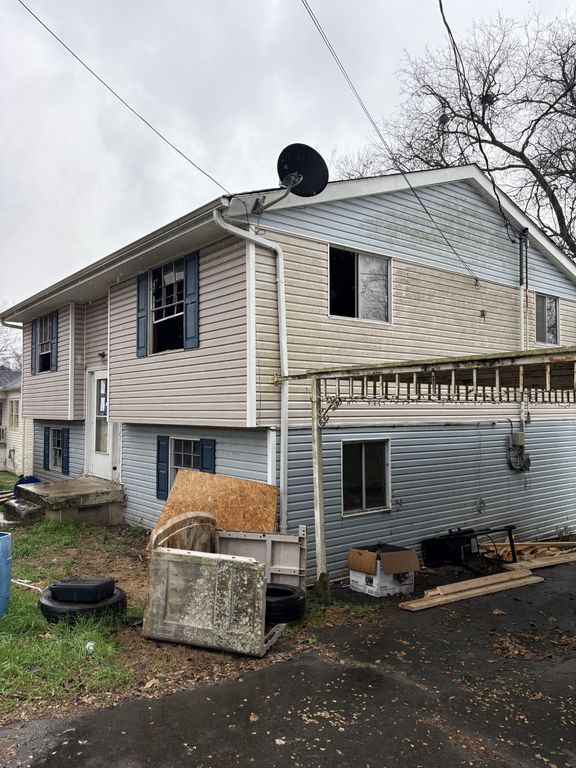 300 5th Ave, N, Lewisburg, TN 37091