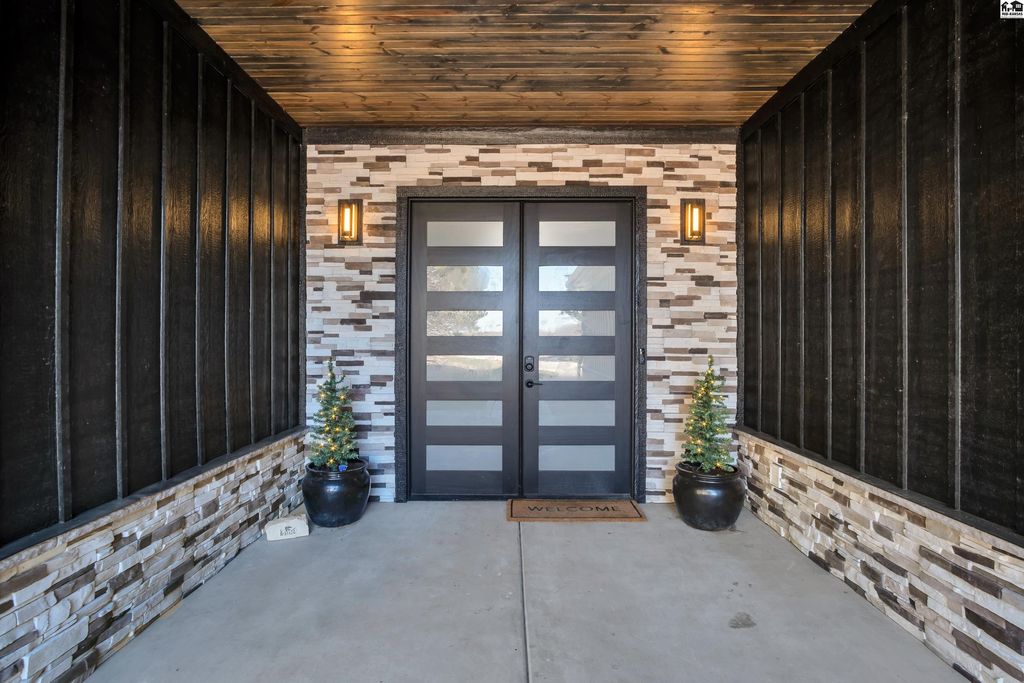 10606 Wildwood Dr