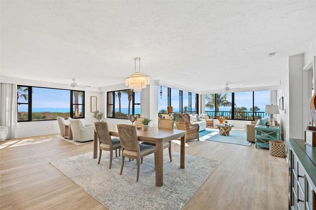 8600 MIDNIGHT PASS ROAD 301, Sarasota, FL 34242