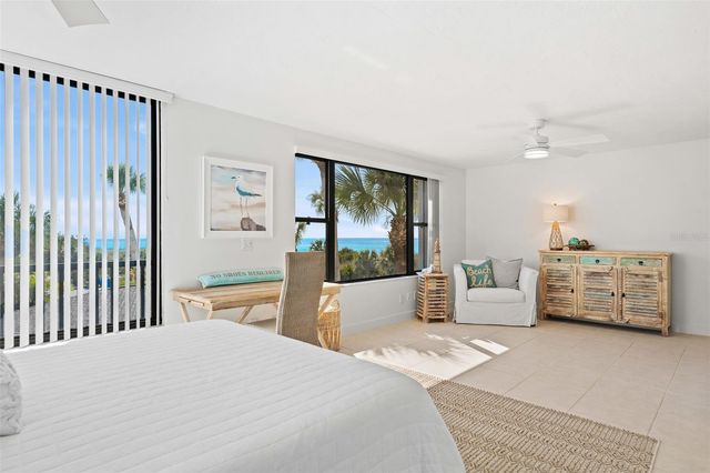 8600 MIDNIGHT PASS ROAD 301, Sarasota, FL 34242