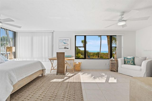 8600 MIDNIGHT PASS ROAD 301, Sarasota, FL 34242