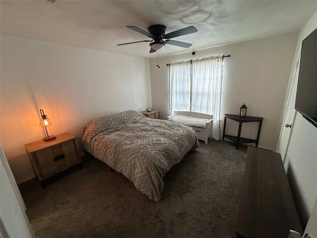 6024 Stoneybrook Drive, Fort Worth, TX 76112