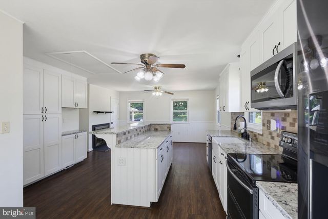 4307 HOWARD DR, Sykesville, MD 21784