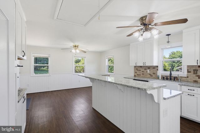 4307 HOWARD DR, Sykesville, MD 21784