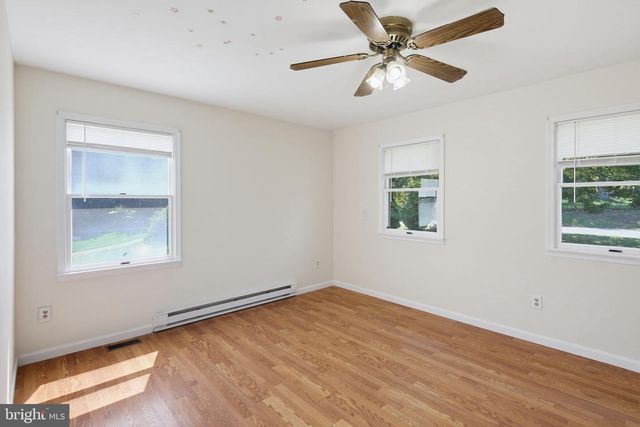 4307 HOWARD DR, Sykesville, MD 21784