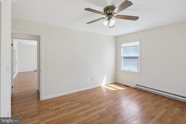 4307 HOWARD DR, Sykesville, MD 21784