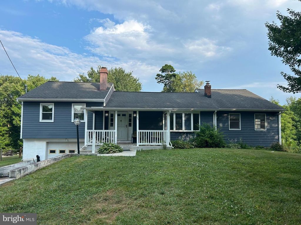 4307 HOWARD DR, Sykesville, MD 21784