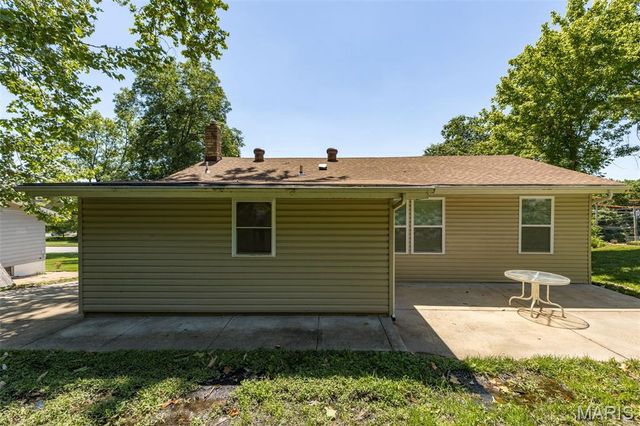 810 Forest Avenue, Valley Park, MO 63088