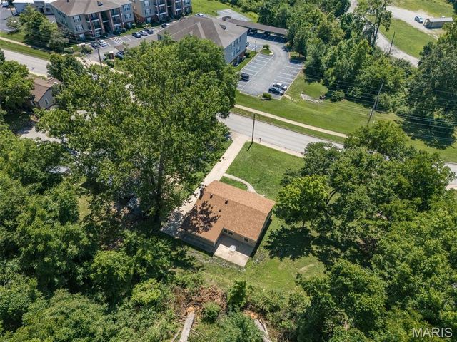 810 Forest Avenue, Valley Park, MO 63088