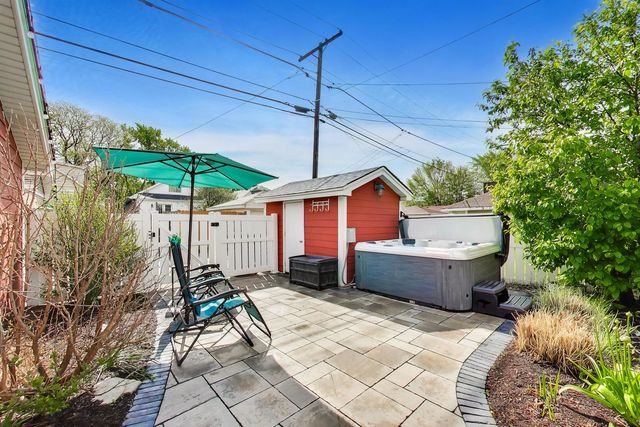 3201 Highland Avenue, Berwyn, IL 60402