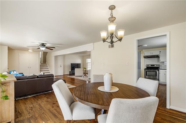 9719 Melrose Street, Overland Park, KS 66214