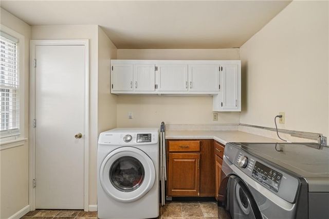 9719 Melrose Street, Overland Park, KS 66214