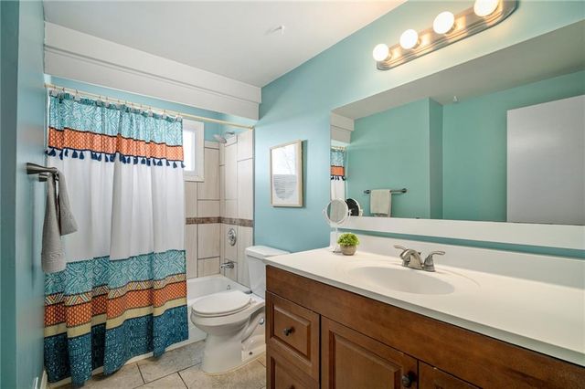 9719 Melrose Street, Overland Park, KS 66214