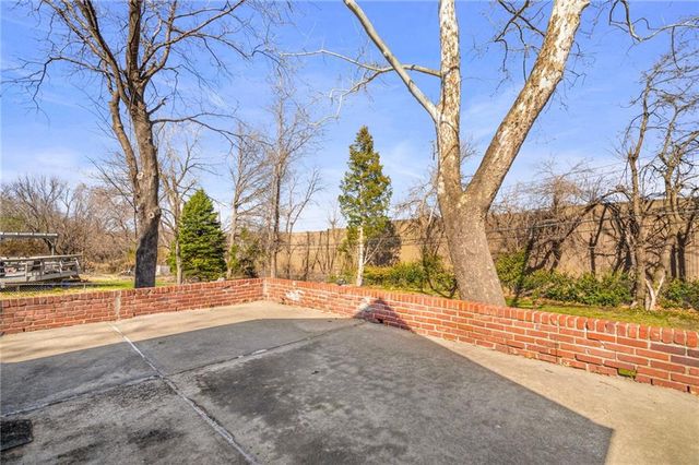 9719 Melrose Street, Overland Park, KS 66214