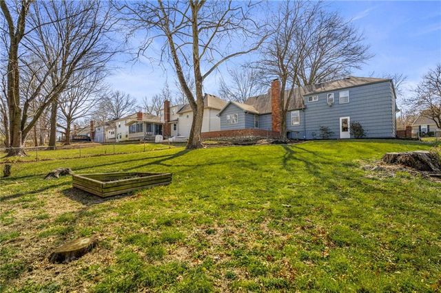 9719 Melrose Street, Overland Park, KS 66214