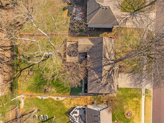 9719 Melrose Street, Overland Park, KS 66214