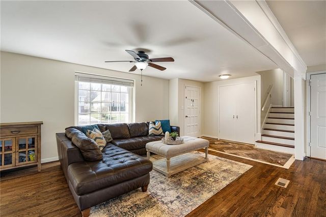 9719 Melrose Street, Overland Park, KS 66214