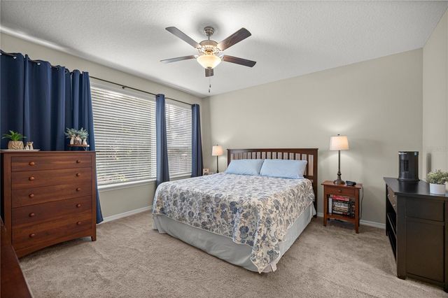 5504 NW 40TH LOOP, Ocala, FL 34482